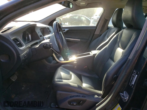 2015 Volvo S60 T5 Premier with VIN YV1612TBXF2304329, listed as a Copart auction lot 48778185 with 149,152 mi miles and Clean Title. Bid and sale history available at carsss.com. Image 7.