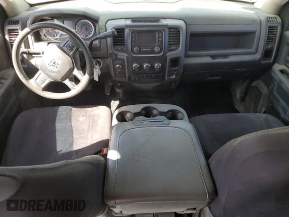 2018 Ram 2500 Tradesman with VIN 3C6UR5CLXJG160580, listed as a Copart auction lot 47655665 with 186,604 mi miles and Salvage title. Bid and sale history available at DreamBid. Image 8.