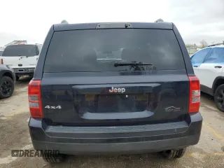 2011 Jeep Patriot Sport with VIN 1J4NF1GB4BD140947, listed as a Copart auction lot 52035655 with 183,024 mi miles and Salvage Title. Bid and sale history available at DreamBid. Image 6.