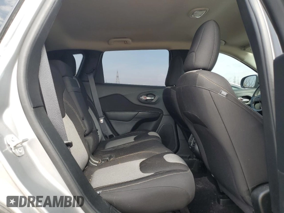 2016 Jeep Cherokee Altitude z VIN 1C4PJMAS7GW365687, wystawiony jako Copart lot #54332725 z przebiegiem 253 823 mil mil oraz Czysty tytuł • Clean title. Historia ofert i sprzedaży dostępna na DreamBid. Obrazek 11.