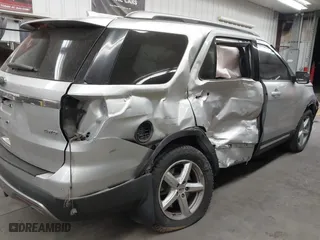 2017 Ford Explorer XLT with VIN 1FM5K8D84HGD99895, listed as a IAAI auction lot 41637419 with 82,128 mi miles. Bid and sale history available at carsss.com. Image 6.