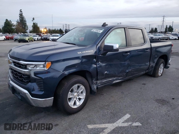 2022 Chevrolet Silverado 1500 LT with VIN 1GCPACEK5NZ630252, listed as a Copart auction lot 82709634 with 33,954 mi miles and Salvage Title. Bid and sale history available at carsss.com. Image 1.