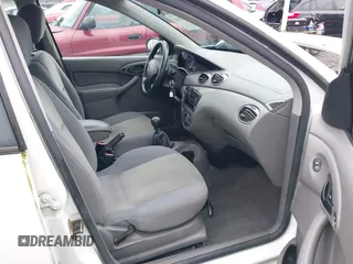 2004 Ford Focus ZTS with VIN 1FAFP38Z34W137002, listed as a IAAI auction lot 41867443 with 185,862 mi miles and . Bid and sale history available at carsss.com. Image 5.