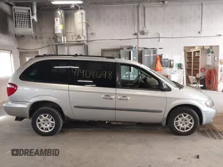 2003 Dodge Grand Caravan with VIN 2D4GP44353R166193, listed as a IAAI auction lot 41908698 with 181,371 mi miles and . Bid and sale history available at DreamBid. Image 13.