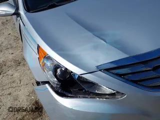 2012 Hyundai Sonata Limited with VIN 5NPEC4AC3CH405838, listed as a IAAI auction lot 41646808 with 188,986 mi miles and . Bid and sale history available at DreamBid. Image 6.