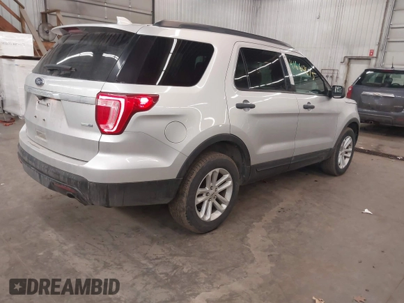 2016 Ford Explorer with VIN 1FM5K8B82GGB55423, listed as a IAAI auction lot 41664675 with 146,133 mi miles and . Bid and sale history available at carsss.com. Image 4.