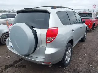 2007 Toyota RAV4 with VIN JTMBD33V975095130, listed as a IAAI auction lot 41910437 with 191,418 mi miles. Bid and sale history available at carsss.com. Image 4.