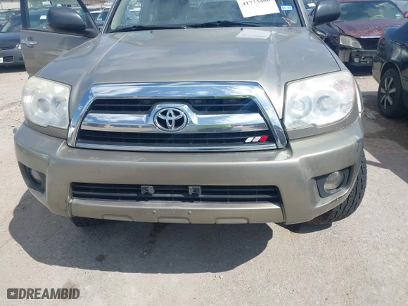 2006 Toyota 4Runner SR5 with VIN JTEBU14RX60083503, listed as a IAAI auction lot 41773466 with 241,815 mi miles. Bid and sale history available at carsss.com. Image 6.
