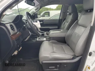2019 Toyota Tundra SR5 z VIN 5TFHY5F10KX829945, wystawiony jako Copart lot #51911985 z przebiegiem 105 985 mil mil oraz Szkoda całkowita • Salvage title. Historia ofert i sprzedaży dostępna na DreamBid. Obrazek 7.
