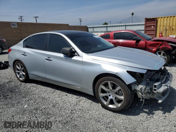 2015 Infiniti Q50 Premium z VIN JN1BV7AP6FM331698, wystawiony jako Copart lot #54261935 z przebiegiem 102 459 mil mil oraz Szkoda całkowita • Salvage title. Historia ofert i sprzedaży dostępna na DreamBid. Obrazek 4.