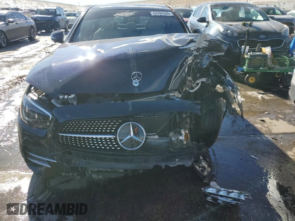 2023 Mercedes-Benz E 350 with VIN W1KZF8EBXPB189503, listed as a Copart auction lot 42394345 with 16,965 mi miles and Salvage Title. Bid and sale history available at DreamBid. Image 5.