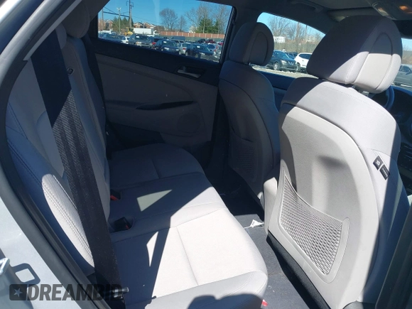 2017 Hyundai Tucson SE with VIN KM8J3CA48HU540372, listed as a IAAI auction lot 41814051 with 155,499 mi miles. Bid and sale history available at carsss.com. Image 8.