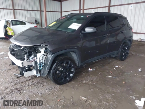 2021 Jeep Compass 80th Anniversary z VIN 3C4NJCEB6MT577171, wystawiony jako IAAI lot #42189493 z przebiegiem 42 531 mil mil oraz . Historia ofert i sprzedaży dostępna na DreamBid. Obrazek 2.
