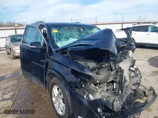 2018 Chevrolet Traverse LT Cloth with VIN 1GNERGKW5JJ210019, listed as a IAAI auction lot 41808205 with 1 mi miles. Bid and sale history available at carsss.com. Image 1.