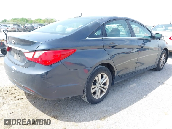 2012 Hyundai Sonata GLS with VIN 5NPEB4AC7CH485311, listed as a IAAI auction lot 42114018 with 240,584 mi miles and . Bid and sale history available at carsss.com. Image 4.