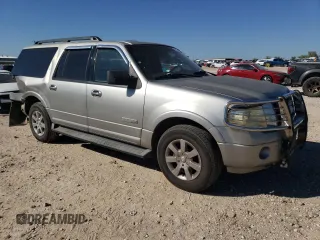 2008 Ford Expedition Max SSV z VIN 1FMFK15548LA03925, wystawiony jako Copart lot #81107104 z przebiegiem 164 247 mil mil oraz Szkoda całkowita • Salvage title. Historia ofert i sprzedaży dostępna na DreamBid. Obrazek 4.