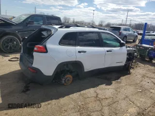 2017 Jeep Cherokee Altitude z VIN 1C4PJLAB4HW540506, wystawiony jako Copart lot #62934975 z przebiegiem Nie podano mil oraz Nie do naprawy • Non repairable. Historia ofert i sprzedaży dostępna na DreamBid. Obrazek 3.