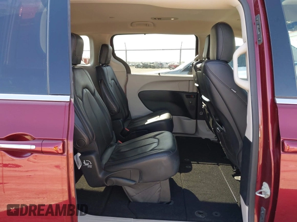 2018 Chrysler Pacifica Touring L Plus с VIN 2C4RC1EG1JR276513, выставлен на аукционе IAAI как лот 41973747 с пробегом 89 888 миль миль и . История ставок и продаж доступна на DreamBid. Изображение 8.