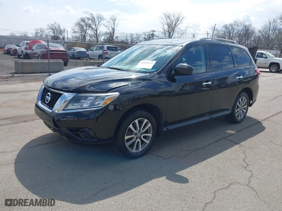 2016 Nissan Pathfinder SL with VIN 5N1AR2MM3GC631221, listed as a IAAI auction lot 41830313 with 166,547 mi miles. Bid and sale history available at carsss.com. Image 17.