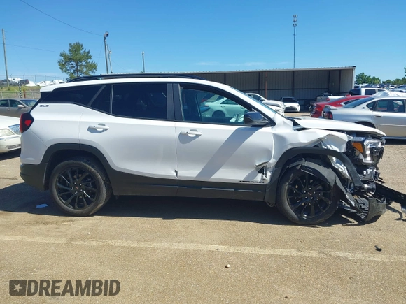 2024 GMC Terrain SLE with VIN 3GKALMEG0RL268673, listed as a IAAI auction lot 42300719 with 11,955 mi miles and . Bid and sale history available at DreamBid. Image 13.