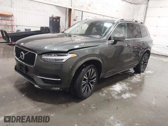 2018 Volvo XC90 Momentum with VIN YV4102XK1J1323053, listed as a IAAI auction lot 41145820 with 117,538 mi miles and . Bid and sale history available at DreamBid. Image 18.