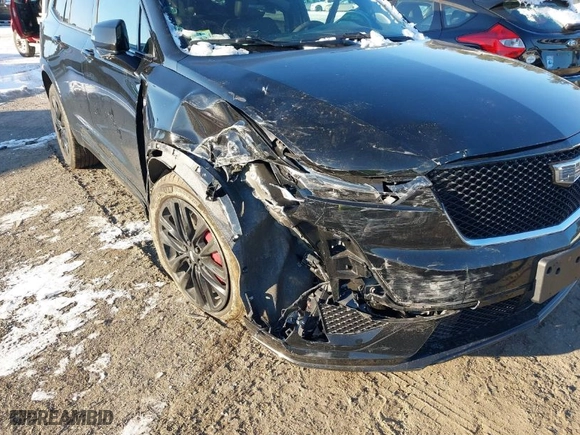 2024 Cadillac XT6 AWD Sport with VIN 1GYKPHRS4RZ700307, listed as a IAAI auction lot 41257556 with 18,292 mi miles. Bid and sale history available at carsss.com. Image 6.