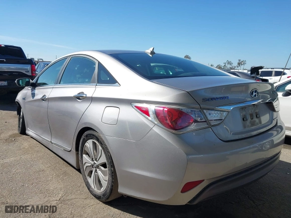 2013 Hyundai Sonata Hybrid with VIN KMHEC4A45DA095642, listed as a IAAI auction lot 41626995 with 183,710 mi miles. Bid and sale history available at carsss.com. Image 3.