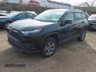 2024 Toyota RAV4 XLE with VIN 2T3P1RFV2RW482319, listed as a IAAI auction lot 41801384 with 5,404 mi miles and . Bid and sale history available at DreamBid. Image 17.