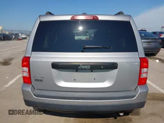 2017 Jeep Patriot Sport with VIN 1C4NJRBB9HD194764, listed as a IAAI auction lot 42771504 with 143,404 mi miles and . Bid and sale history available at DreamBid. Image 16.