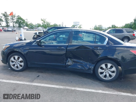2009 Honda Accord EX z VIN 1HGCP26799A197400, wystawiony jako IAAI lot #42326338 z przebiegiem 159 243 mil mil oraz . Historia ofert i sprzedaży dostępna na DreamBid. Obrazek 6.