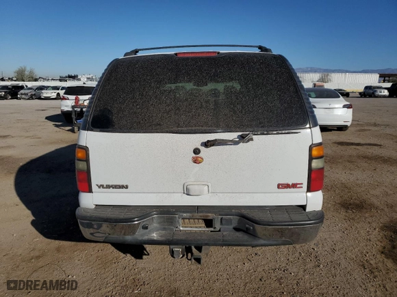 2004 GMC Yukon SLT with VIN 1GKEC13T44R278916, listed as a Copart auction lot 88322455 with 268,076 mi miles and Salvage Title. Bid and sale history available at carsss.com. Image 6.