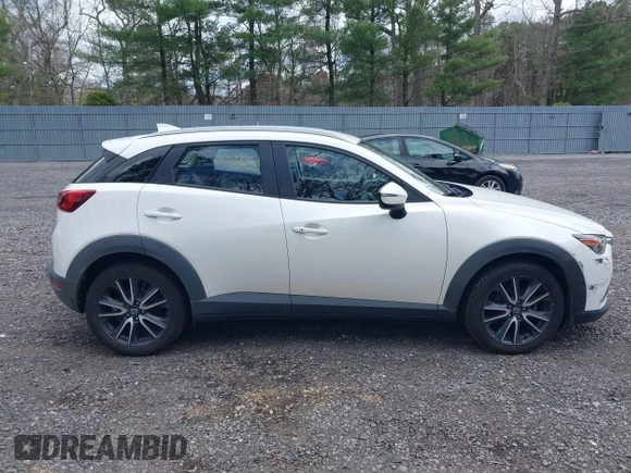 2018 Mazda CX-3 Touring with VIN JM1DKFC71J0315074, listed as a IAAI auction lot 42029790 with 100,268 mi miles. Bid and sale history available at carsss.com. Image 13.