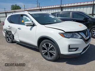 2020 Nissan Rogue SV z VIN JN8AT2MT6LW002692, wystawiony jako IAAI lot #42022675 z przebiegiem 158 090 mil mil oraz . Historia ofert i sprzedaży dostępna na DreamBid. Obrazek 1.