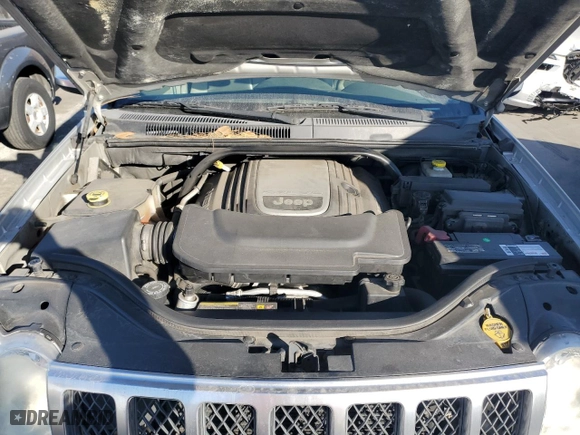 2006 Jeep Grand Cherokee Overland with VIN 1J8HR68226C196931, listed as a Copart auction lot 86376914 with 110,795 mi miles and Salvage Title. Bid and sale history available at carsss.com. Image 12.