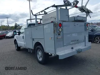 2006 Ford F-350 with VIN 1FDSF305X6EB15264, listed as a IAAI auction lot 42009579 with 97,945 mi miles and . Bid and sale history available at DreamBid. Image 3.