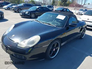 2001 Porsche Boxster with VIN WP0CA29891U621813, listed as a IAAI auction lot 41831917 with 195,179 mi miles. Bid and sale history available at carsss.com. Image 6.