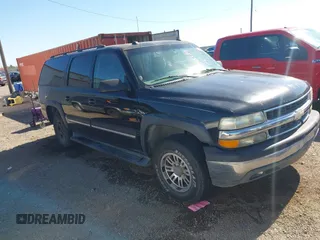 2005 Chevrolet Suburban LS z VIN 3GNEC16Z25G158598, wystawiony jako IAAI lot #41266791 z przebiegiem 237 191 mil mil oraz . Historia ofert i sprzedaży dostępna na DreamBid. Obrazek 1.