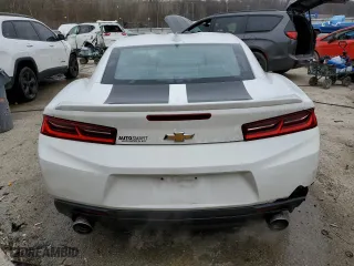 2017 Chevrolet Camaro 2LT with VIN 1G1FD1RS5H0113200, listed as a Copart auction lot 43952945 with 117,360 mi miles and Salvage Title. Bid and sale history available at carsss.com. Image 6.