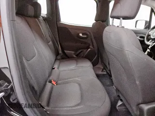 2020 Jeep Renegade Jeepster z VIN ZACNJAAB4LPM28531, wystawiony jako Copart lot #64863315 z przebiegiem 125 707 mil mil oraz Czysty tytuł • Clean title. Historia ofert i sprzedaży dostępna na DreamBid. Obrazek 11.