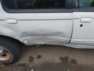 1998 Ford Explorer XL z VIN 1FMZU32E9WZA44004, wystawiony jako IAAI lot #41720181 z przebiegiem 137 267 mil mil oraz . Historia ofert i sprzedaży dostępna na DreamBid. Obrazek 6.
