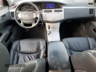 2007 Toyota Avalon XL z VIN 4T1BK36BX7U198825, wystawiony jako Copart lot #46775745 z przebiegiem 108 271 mil mil oraz Czysty tytuł • Clean title. Historia ofert i sprzedaży dostępna na DreamBid. Obrazek 8.