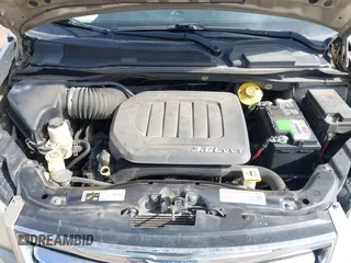 2014 Chrysler Town & Country Touring with VIN 2C4RC1BG9ER272798, listed as a IAAI auction lot 41555830 with 120,611 mi miles and . Bid and sale history available at DreamBid. Image 10.