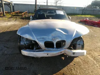 1997 BMW 3 Series 2.8L with VIN 4USCJ3321VLC07637, listed as a IAAI auction lot 41609688 with 105,356 mi miles. Bid and sale history available at carsss.com. Image 6.