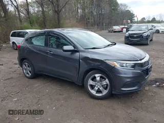 2022 Honda HR-V LX with VIN 3CZRU6H36NM725968, listed as a IAAI auction lot 42055401 with 58,525 mi miles. Bid and sale history available at carsss.com. Image 13.