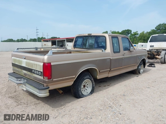 1993 Ford F-150 with VIN 1FTEX15N7PKA64692, listed as a IAAI auction lot 42642325 with Not provided miles and . Bid and sale history available at DreamBid. Image 4.