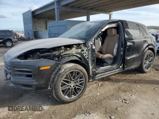 2024 Porsche Cayenne z VIN WP1AA2AY9RDA07583, wystawiony jako Copart lot #84632814 z przebiegiem 5 260 mil mil oraz Szkoda całkowita • Salvage title. Historia ofert i sprzedaży dostępna na DreamBid. Obrazek 1.