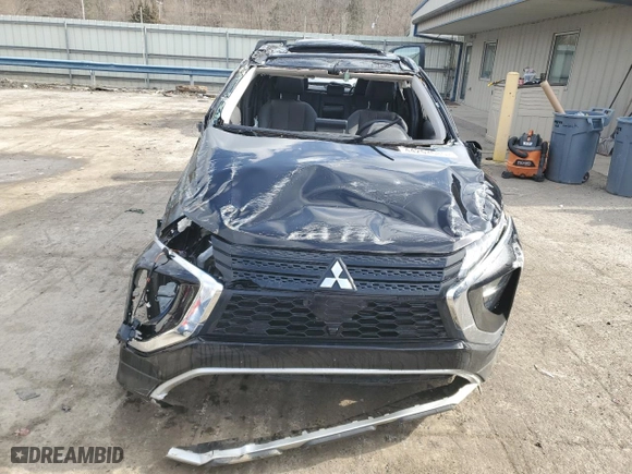 2022 Mitsubishi Eclipse Cross SE with VIN JA4ATWAA3NZ004255, listed as a Copart auction lot 44253685 with 51,123 mi miles and Salvage Title. Bid and sale history available at carsss.com. Image 5.