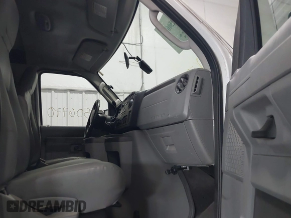 2012 Ford Econoline Cargo Recreational with VIN 1FTNE2EW8CDA86753, listed as a IAAI auction lot 42506770 with 303,617 mi miles and . Bid and sale history available at DreamBid. Image 5.