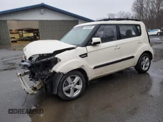 2012 Kia Soul with VIN KNDJT2A5XC7390621, listed as a Copart auction lot 84083804 with 129,549 mi miles and Salvage Title. Bid and sale history available at carsss.com. Image 1.