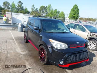 2015 Kia Soul + with VIN KNDJP3A51F7774348, listed as a IAAI auction lot 42016402 with 180,202 mi miles. Bid and sale history available at carsss.com. Image 1.
